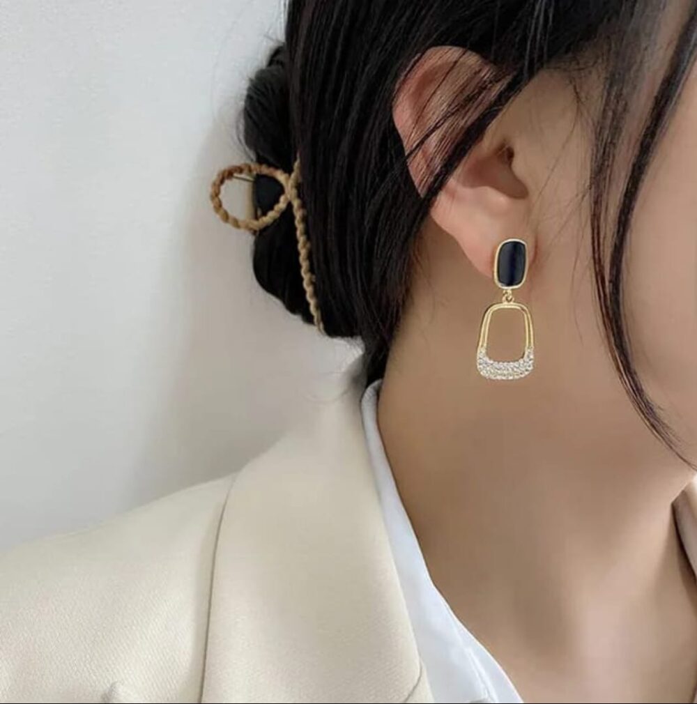 Stylish Earrings – Effortless Elegance Earing for Women Fashion Stylish Anti Tarnish earrings For Girls - Image 3