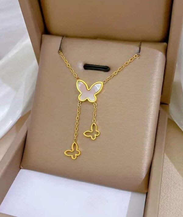 Stylish Anti-Tarnish Pendant Necklace for Women Fashion Stylish Anti Tarnish Pendant For Girls